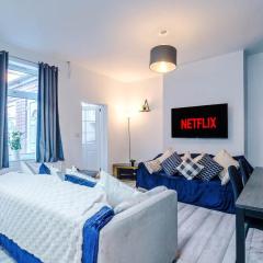 4-Bed Manchester House Near City Centre