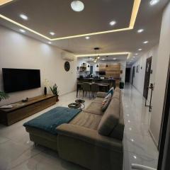 Family Comfort 3 Bedroom Apt