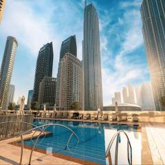 Vogue Forte 2 - Sheikh Mohammed bin Rashid Boulevard, Downtown Dubai, Spacious Two Bedroom with Balcony and Full Amenities Access - Walking Distance to Dubai Mall & Burj Khalifa
