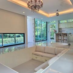 Cozy home surrounded by nature near town 15 min