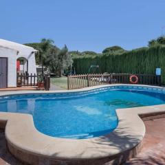 Casa con piscina compartida en Conil de la Frontera