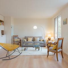 Veeve - Golden Sparrow