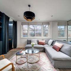 Chic mews house in South Kensington