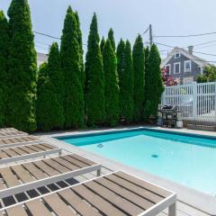 Condo with Wading Pool Dog Welcome