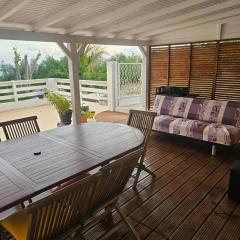 Appartement spacieux avec vue sur mer à Sainte-Anne