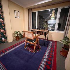 Big Blue room by Bouddha