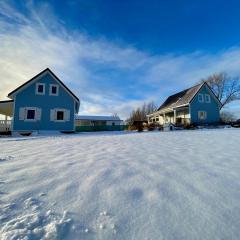 Osada Aurora Całoroczne domki z jacuzzi z widokiem na jezioro i góry