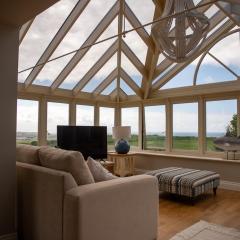 NEW - Blackstone House - Portrush