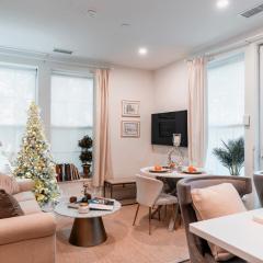 Sunny 2BR Apt with Kitchen & Parking, Near Brown & RISD