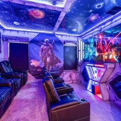 Mansão 8Q Disney c/ Cinema, Game Room, Piscina