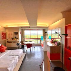 Urban Palette Studio Retreat with Mangrove Views