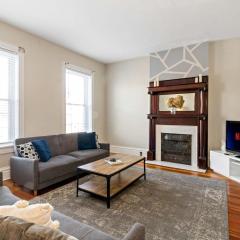 Pet-Friendly Benton Park 1BR Apt with Private Backyard