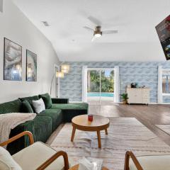 The Pool House 3BR/Close to Airport & River City!