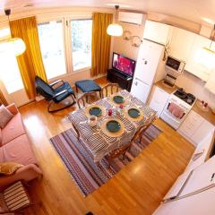 Quiet apartment with Sauna near Santas Village