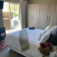 Fijnbos - Something-Els