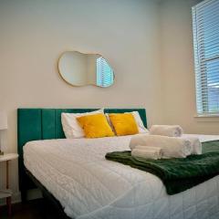 Modern WorkerFriendly Washer PoolGym Wifi