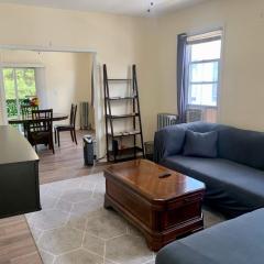 Spacious Apt, Parking, Laundry, BBQ, RU, RWJ