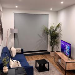 Luxury Apartment Close to Elstree & Borehamwood Station