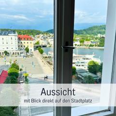 Salzkammergut Homes Gmunden - Suite Marie Antoinette, Blick auf den Stadtplatz, Traunseeblick - ideal für Paare und Kulturinteressierte