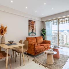 Renovated flat 250m from the beach - Town centre - 2BR 6p