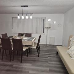 Newly Renovated Vacation home with Spacious Pool