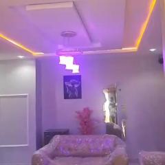 Tiara Exquisite Apartment