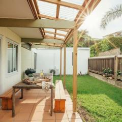 Cozy 2 Bedroom Unit Near the Beach Kohimarama