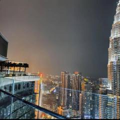 Sky Suites KLCC by The Sense