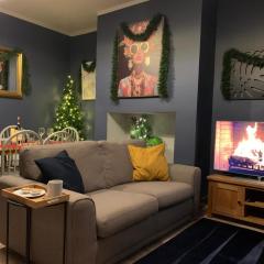 3BR House for contractors and professionals with free Parking & Netflix nr motorway