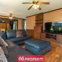 10 Bedrooms Quiet Oasis Pool Villa near City