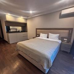 La Quinta Batumi - Sea & Airport View