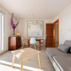 Atico con magnificas vistas al mar y con piscina