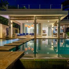 Ocean Beachfront Luxury Design Villa @ Lovina - Villa Ibiza Bali