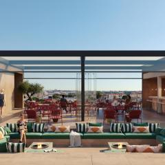 Upon Harbor - Seixal Bay Hotel