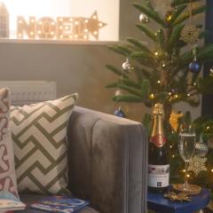 Morland Contemporary Lakeland Home by LetMeStay