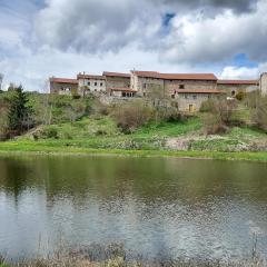 Gîte in logement complet - 11 personnes - max 15, sous réserve