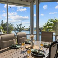 Sunny Retreat-Near Beach-Pickleball-Heated Pool!