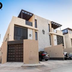 Royal Two Bedroom with Private Terrace Olaya