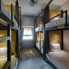 Sword Lake Old Quarter Backpacker Hostel