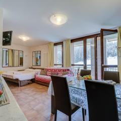 La Marmotta Campo Smith on the Ski Slopes - Happy Rentals