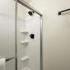 Winter Park Condo with Fireplace, Centrally Located