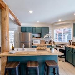 Cute modern 2 bed retreat, a perfect basecamp