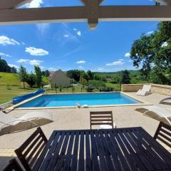 La Maison Odile à Sarlat avec piscine chauffée