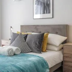 Tudors eSuites JQ Apartments Two Bedrooms - 37J