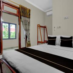 OYO 94920 House Of Elea Minggiran