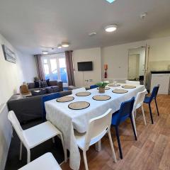 7BR Dorset Family Group House near Beaches