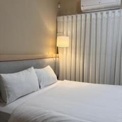 The Oryx Luxury Apartment