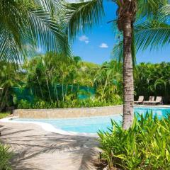 Ground-Floor Unit, Terrace with Direct Access to Pool in Coco