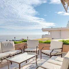 Spacious ocean view apt - 3 min walk