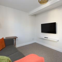 Perfect 3 Bedroom Banbury Accommodation for Contractors!